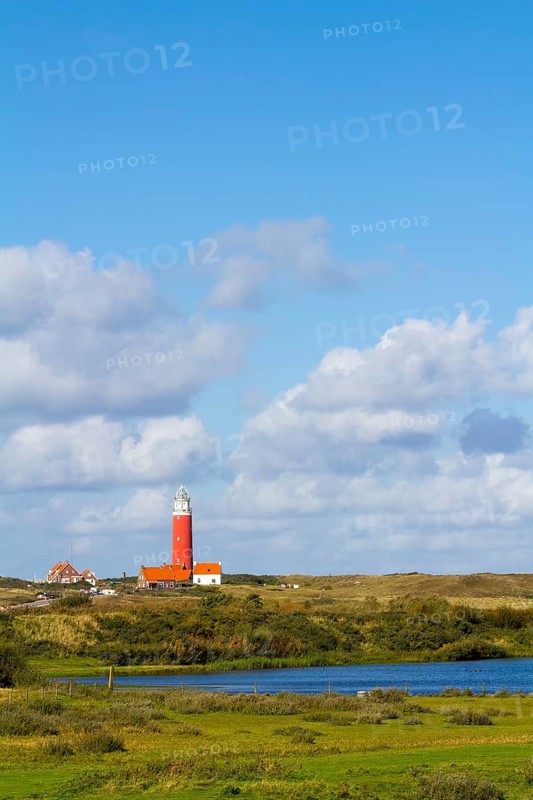 Eierland Lighthouse with dunes