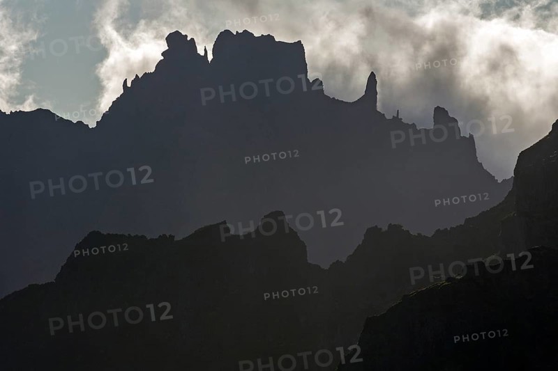 Silhouettes of the mountains in the Parque Natural de Madeira