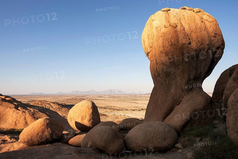 Round rocks in the evening light