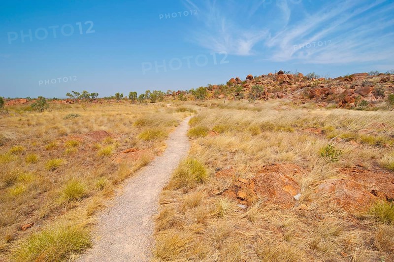 Kunjarra or The Pebbles granite boulders