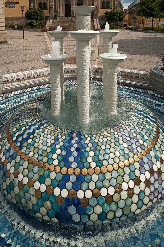 Porcelain fountain