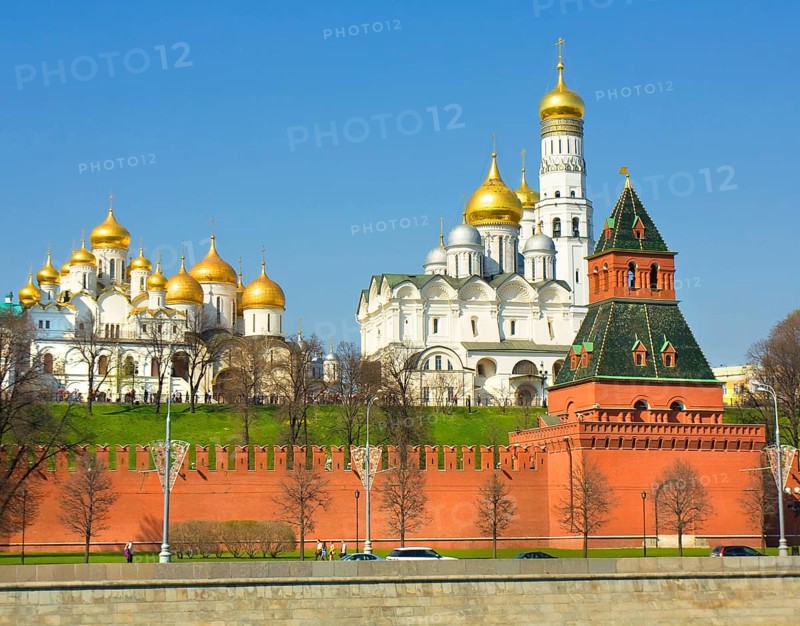 Moscow Kremlin with Arkhangelskiy and Announciation Cathedrals