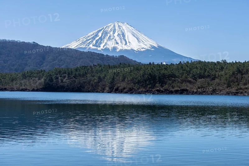 Lake Saiko