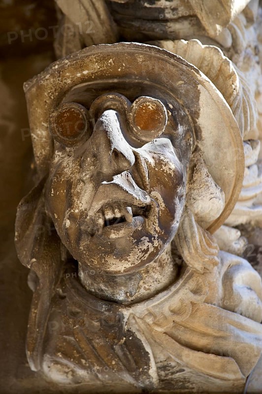 Classic Sicilian Baroque sculpted balcony corbel