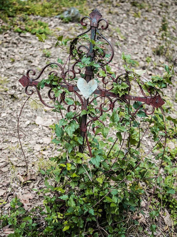 Iron Cross with heart grave in a cemetery