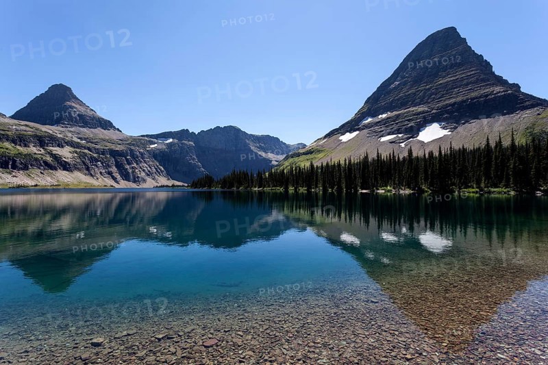 Hidden Lake with Reynolds Mountains and Bearhat Mountains
