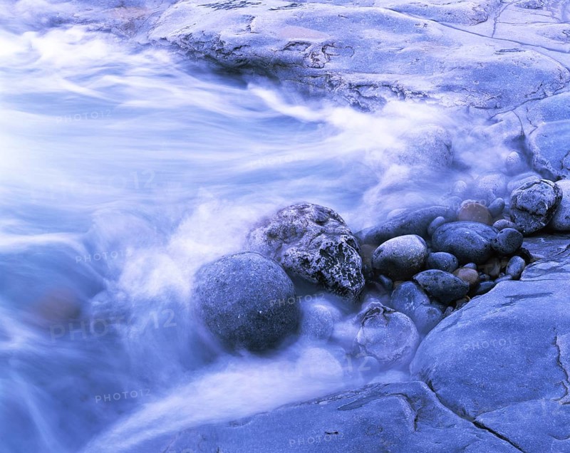 Rocks are shaped in a pool