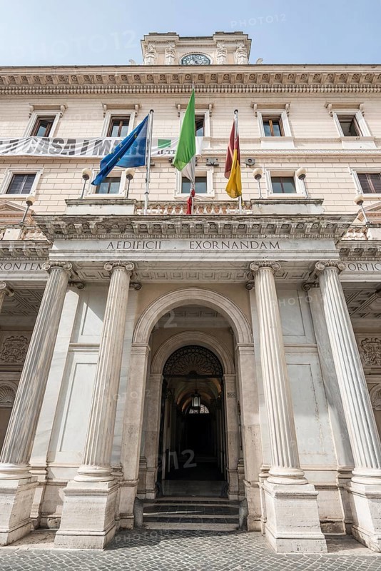 Government building