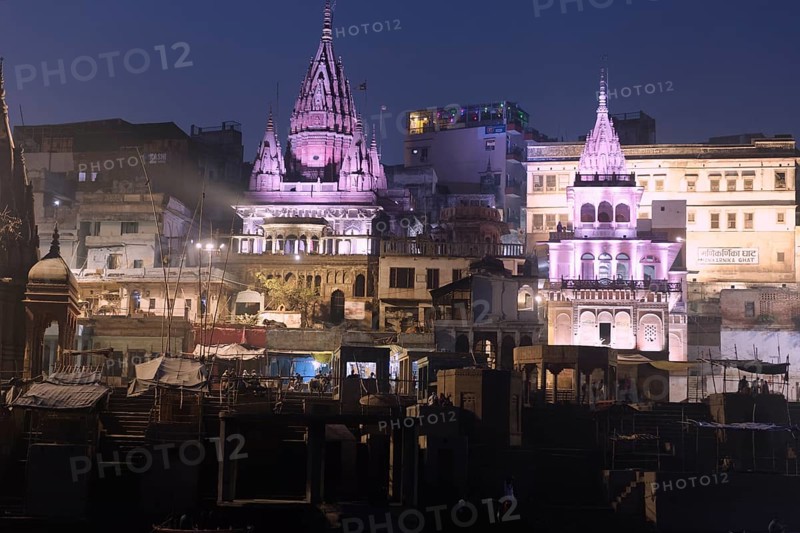 Temples at Manikarnika Ghat at night