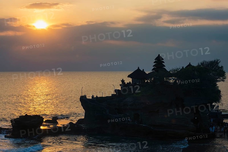 Pura Tanah Lot Temple at sunset