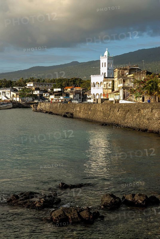 The old harbour of Moroni