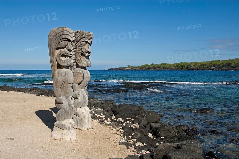 Tiki totems
