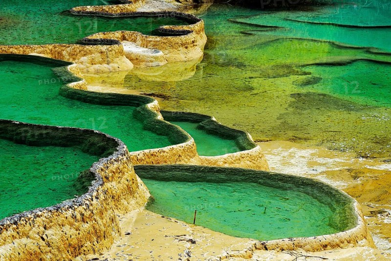 Lime terraces with lakes