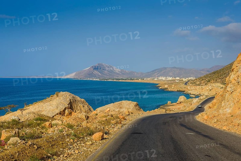 Road leading to Hadibu