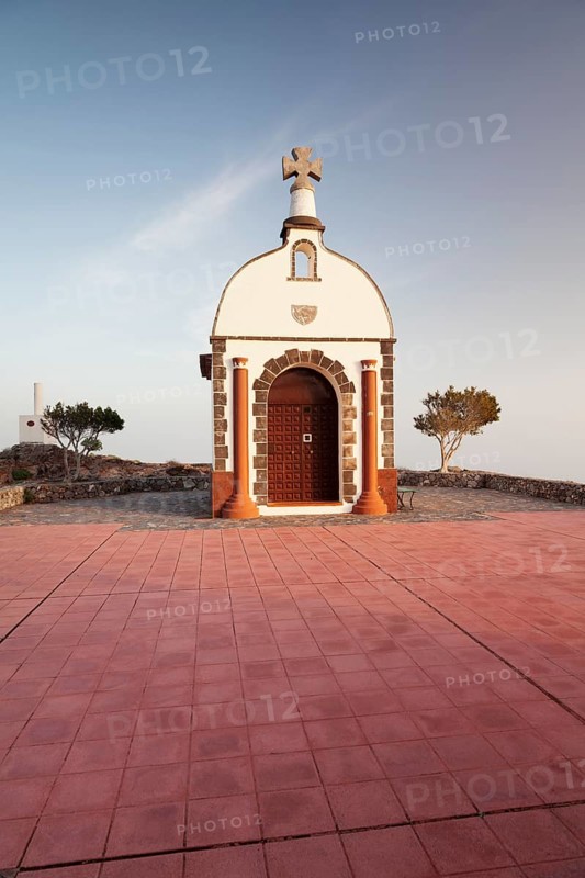 Ermita de San Isidro chapel on Roque Calvario peak