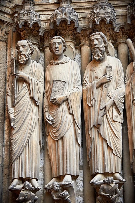 Statues of the south porch