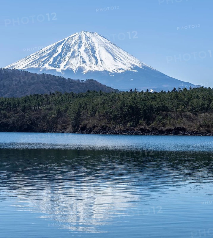 Lake Saiko