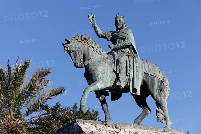 Statue of King Jaime I