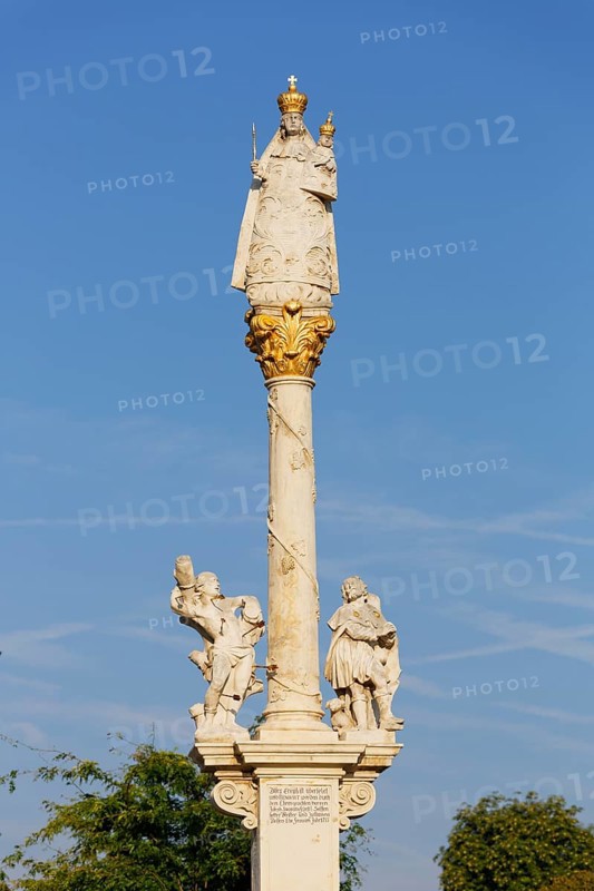 Marian column on Kalvarienbergplatz square