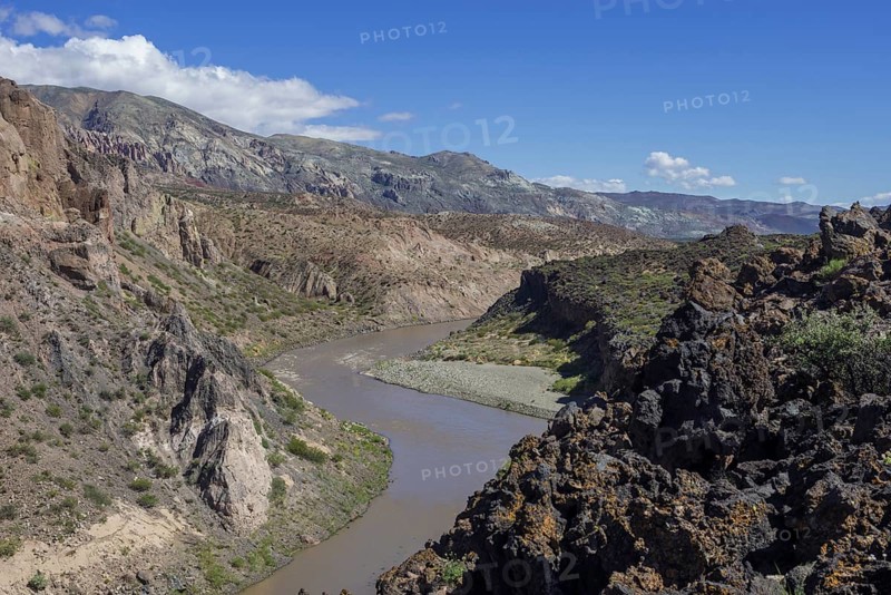 Lava of the Cerro Payun volcano and the Grande river