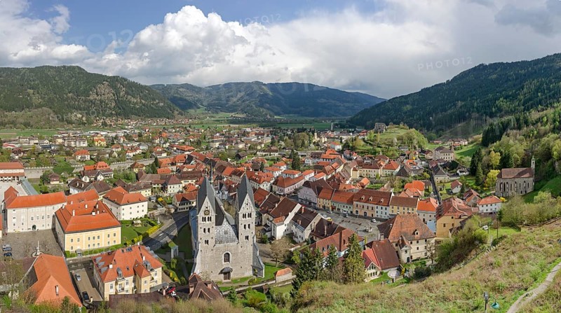View from St Peter's Church onto the village with the Parish Church of St. Barthlma