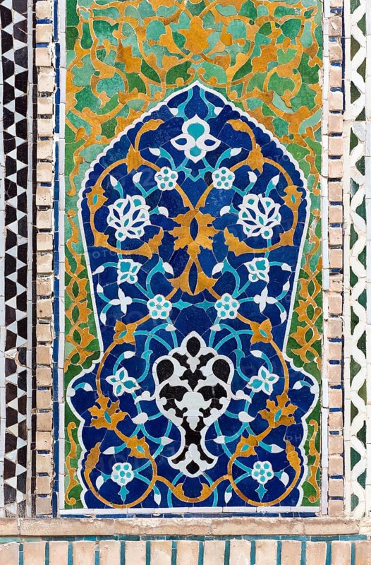 Close-up of tilework at Nadir Divan-begi Madrasah