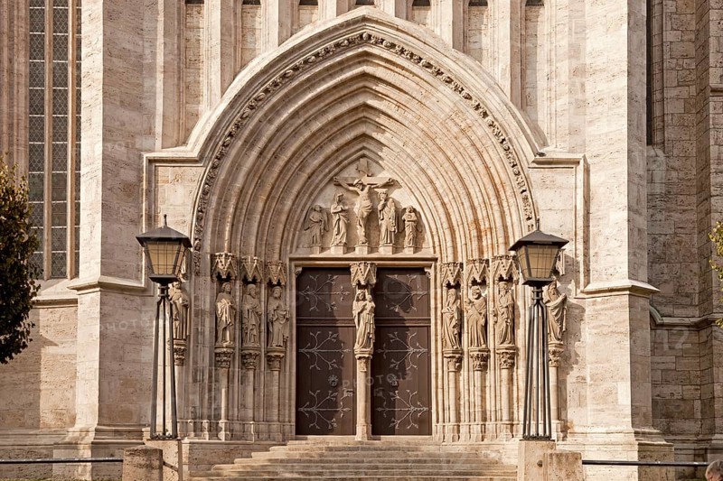 Portal of Marienkirche church in Muhlhausen