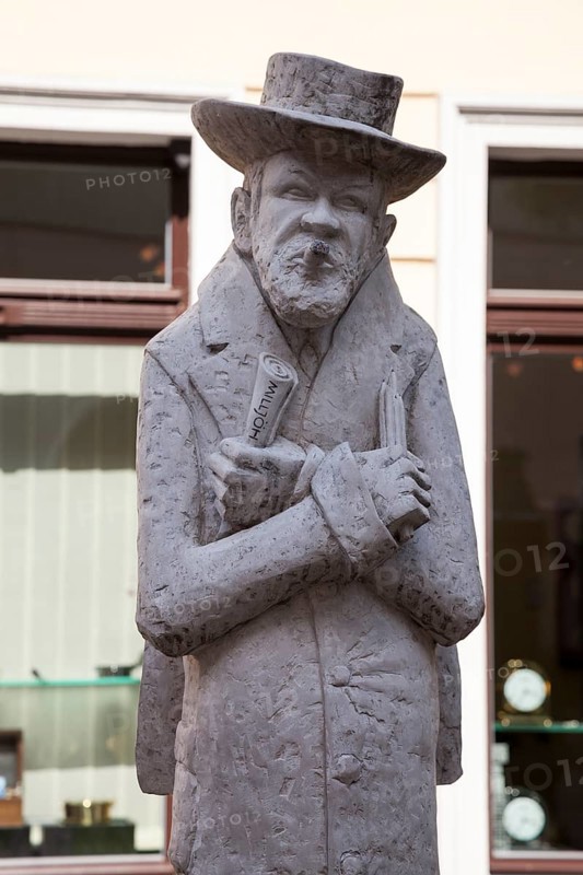 Sculpture of Heinrich Zille