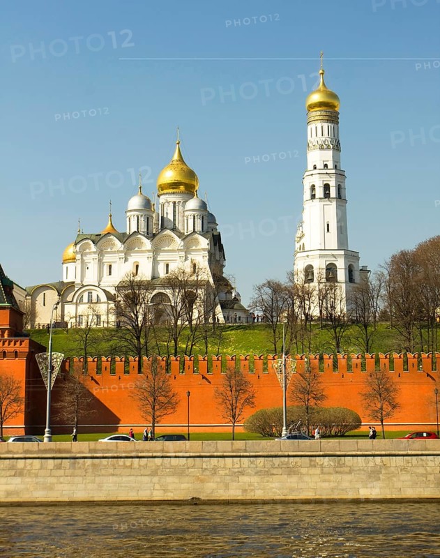 Arkhangelskiy Cathedral and bell tower of Ivan the Great
