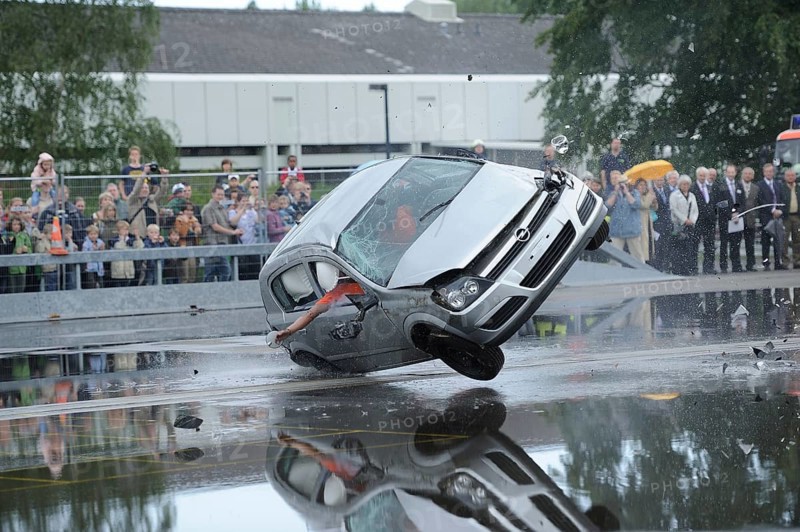 Car rollover test