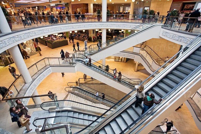 Shopping center Limbeckerplatz Platz