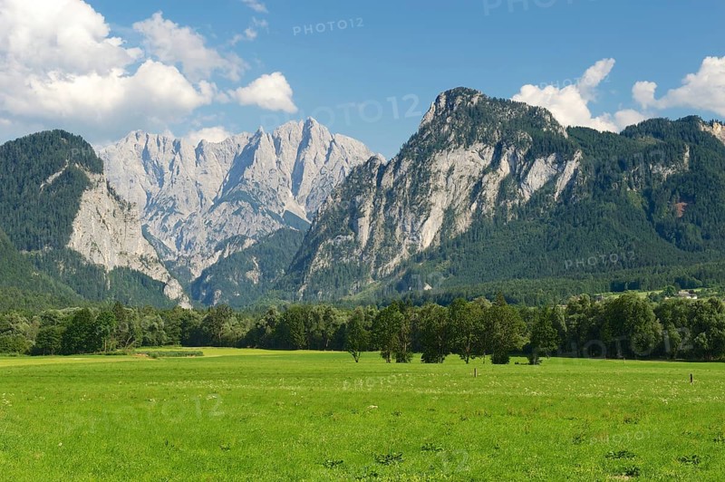 View from Weng in the Gesause range across the Enns valley onto the mountains