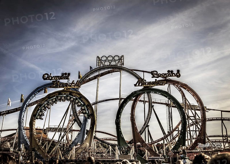Olympia Looping fun ride with 5 loopings