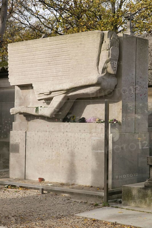 Tomb of Oscar Wilde