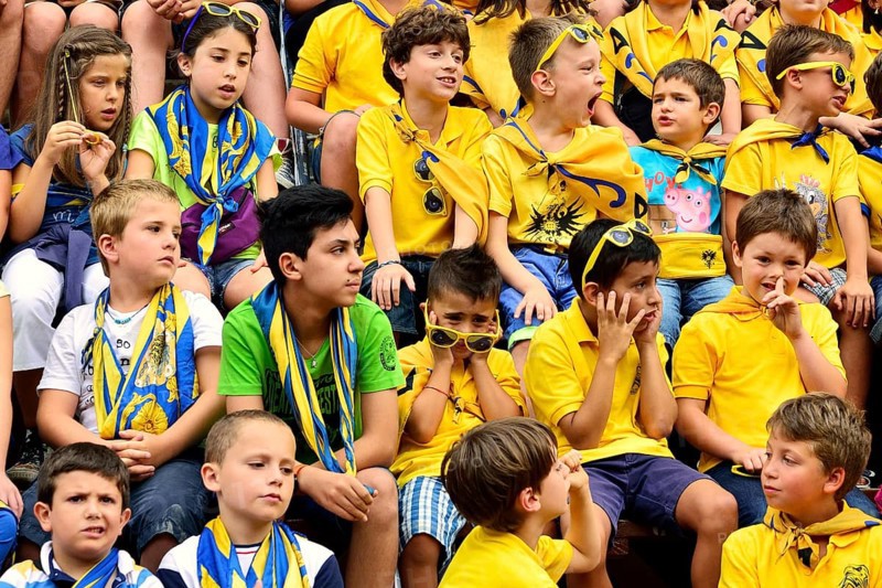 Grandstand with children on a training day of the Palio di Siena