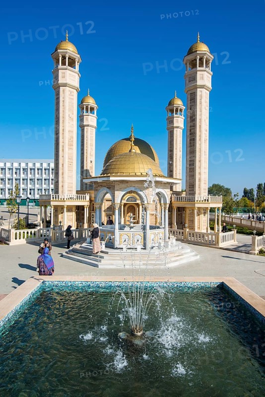 Yusuf Sakkazova mosque