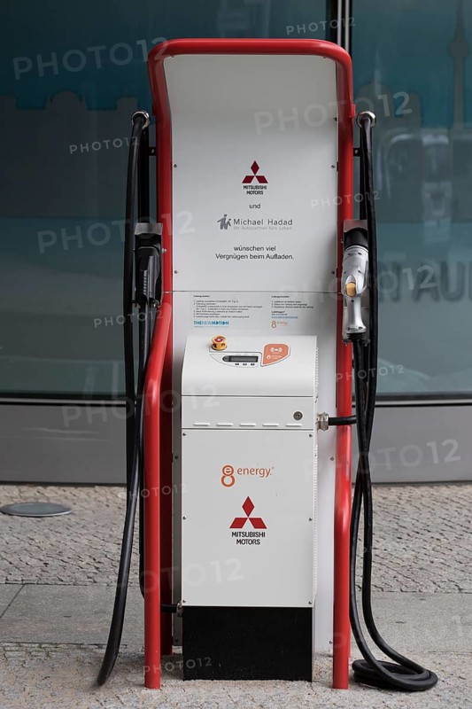 Charging station for electric cars