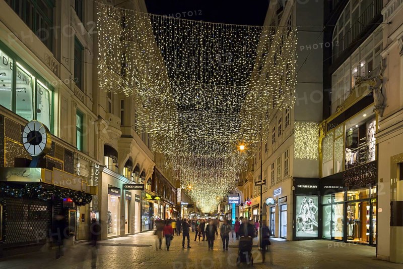 Christmas lights at Kohlmarkt street
