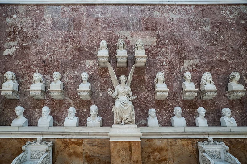 Wall with busts of famous personalities inside the Walhalla memorial