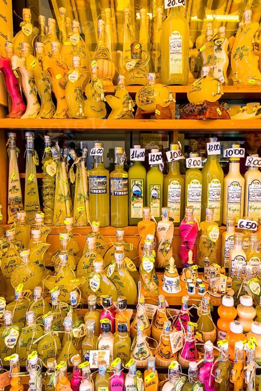 Limoncello liqueur