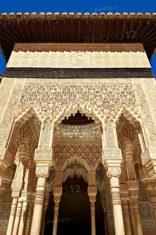 Arabesque Moorish architecture of the Patio de los Leones or Court of the Lions