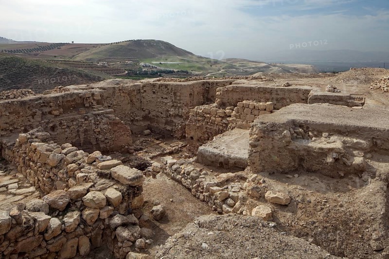 Pella