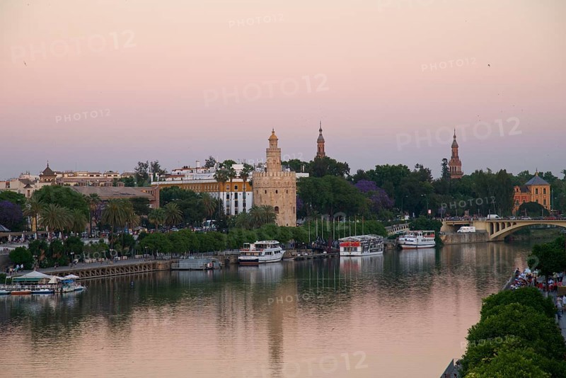 Torre del Oro on the waterfront of the Rio Guadalquivir