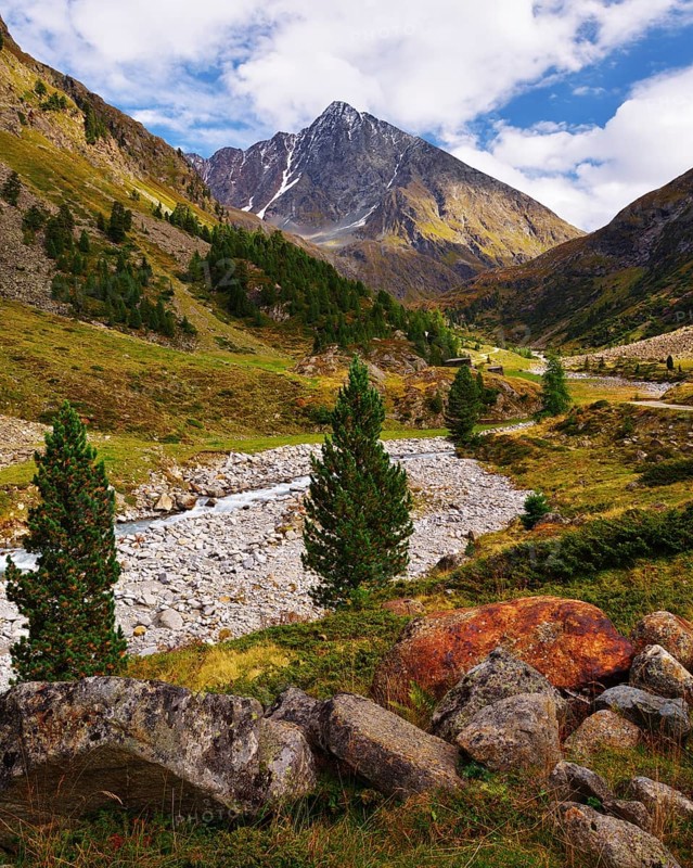 Sulztal valley and Mt Schrankogel in the Stubai Alps