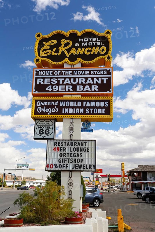 Historic Hotel El Rancho on Route 66