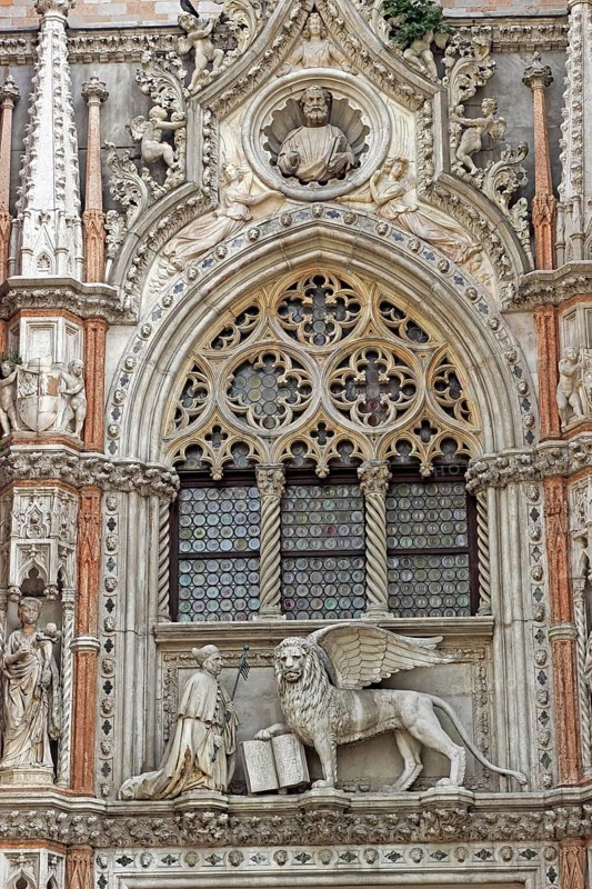 Porta della Carta