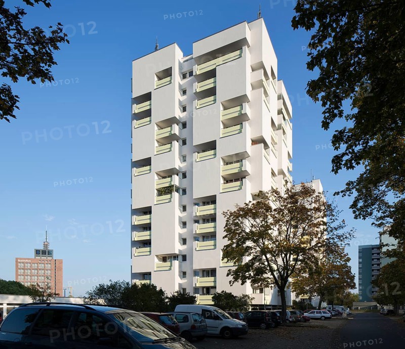 Apartment block in Kurt-Schumacher-Strasse