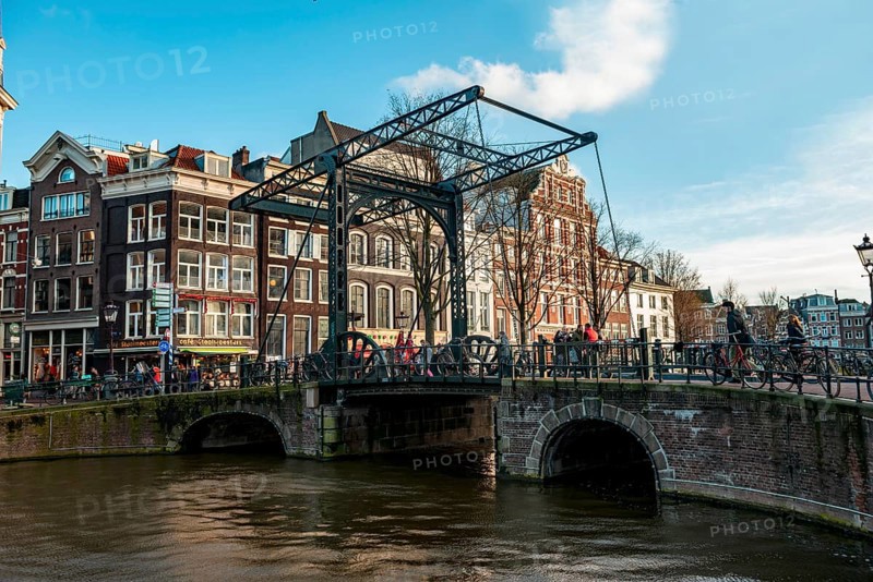 Bridge Aluminiumbrug at Kloveniersburgwal
