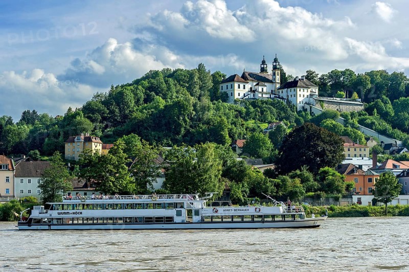 Excursion boat ""Agnes Bernauer"" on the Inn river