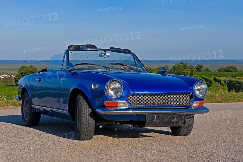 Fiat Spider 124 vintage car